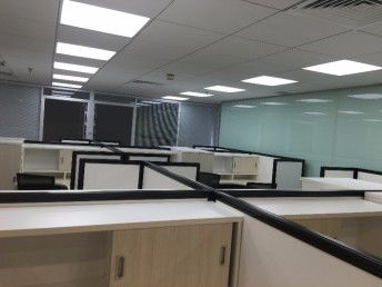 食品廠凈化間裝修工程的關(guān)鍵要點(diǎn)與北京工裝裝修實(shí)踐